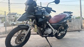 BMW f650GS Moto para desguace por DANA, año 2005.