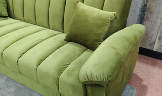 DIVANO LETTO IN VELLUTO VERDE. OFFERTA