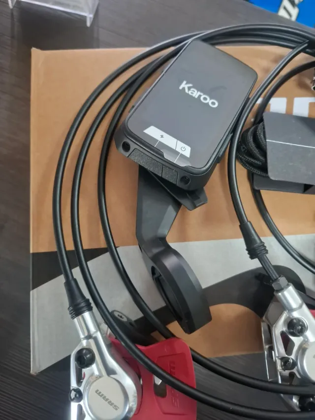 Manetas Sram Red AXS 12/13v