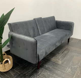 DIVANO LETTO IN GRIGIO O NERO: CHOLLAZO.