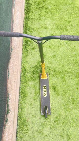 Patinete NKD Aluminio Dorado