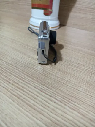 Cámara Olympus D-735