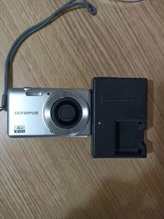 Cámara Olympus D-735