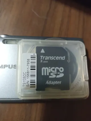 Cámara Olympus D-735