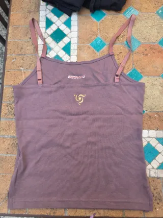 Camiseta tirantes Reebok mujer morada