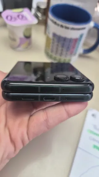 Motorola RAZR pieghevole nero