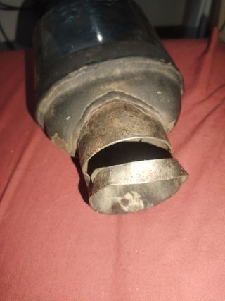Cola de escape cromada