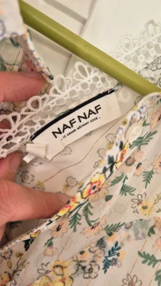 Conjunto Naf Naf Falda y Blusa Flores