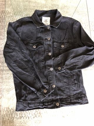 Cazadora vaquera negra Pull&Bear