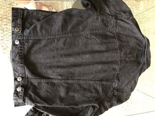 Cazadora vaquera negra Pull&Bear