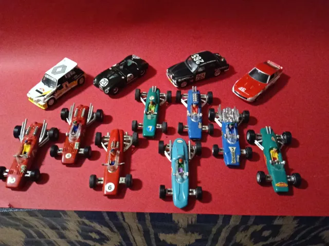 Auto Pilem Bolidos in vendita per unità