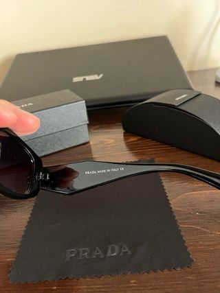 Occhiali da sole donna Prada neri