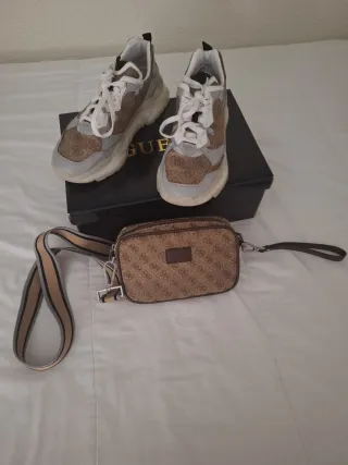 Zapatillas y neceser guess Hombre