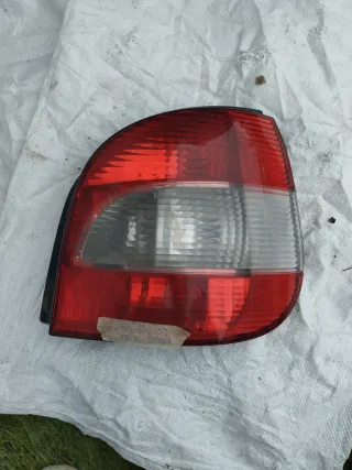 Piloto Trasero Renault Scenic Izquierdo