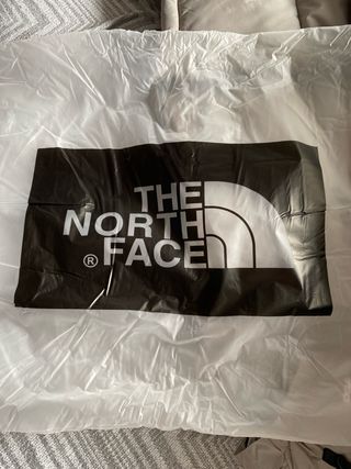 Chaqueta The North Face Beige y Negra