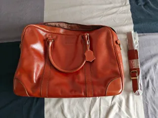 Bolso de piel vintage marrón