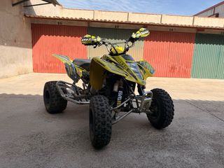 Suzuki LTZ 400 Quad Amarillo