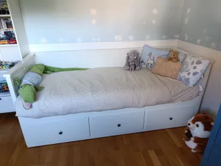 Letto per bambini bianco Ikea
80×200, aperto 160×200