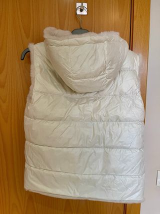 Chaleco reversible Jott pelo beige/blanco. Nuevo, 