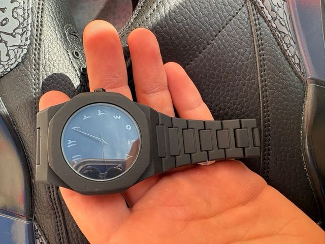 Jordan J Balvin Talla 44 + Reloj Árabe