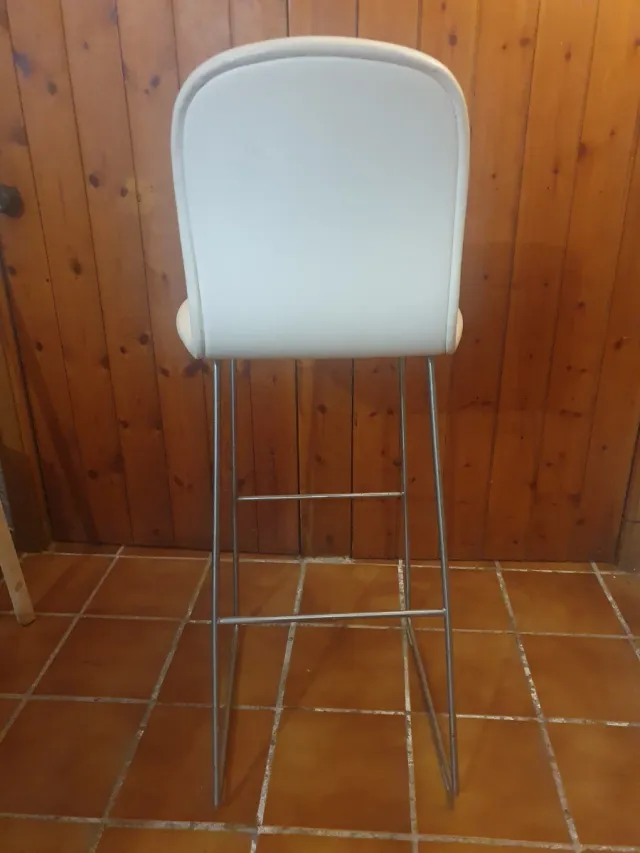 Taburete Capellini Diseño