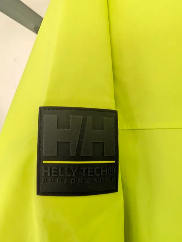 Cortavientos Helly Hansen técnico verde/amarillo