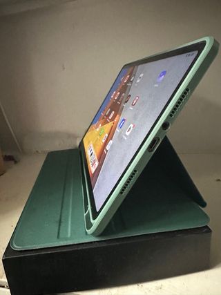 Poco Pad 256GB 8GB RAM + 256 gb micro sd  y funda 