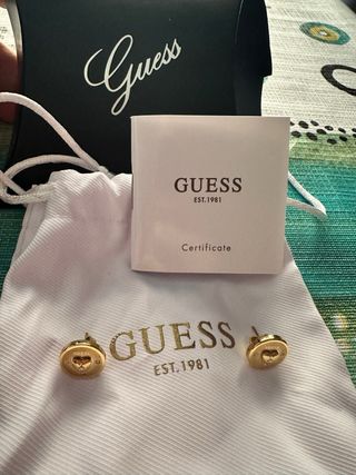 Pendientes Guess