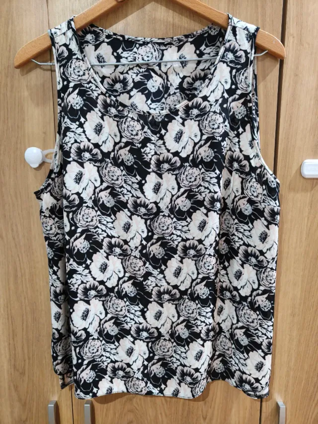 Camiseta sin mangas floral