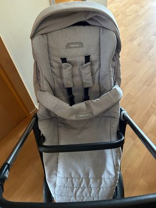 Silla y capazo Inglesina Aptica