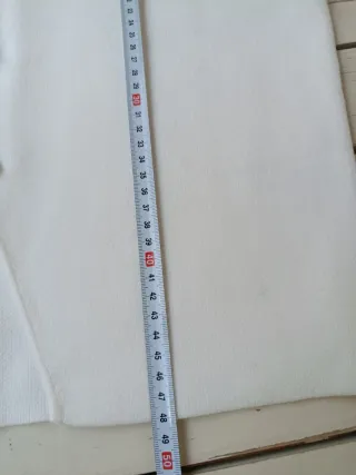 Camiseta  Zara blanco roto 