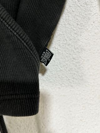 Top deportivo cruzado Everlast negro