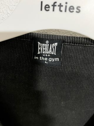 Top deportivo cruzado Everlast negro