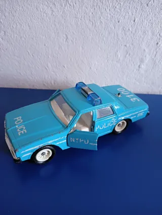 Coche Policía Majorette Chevrolet Impala 1/41