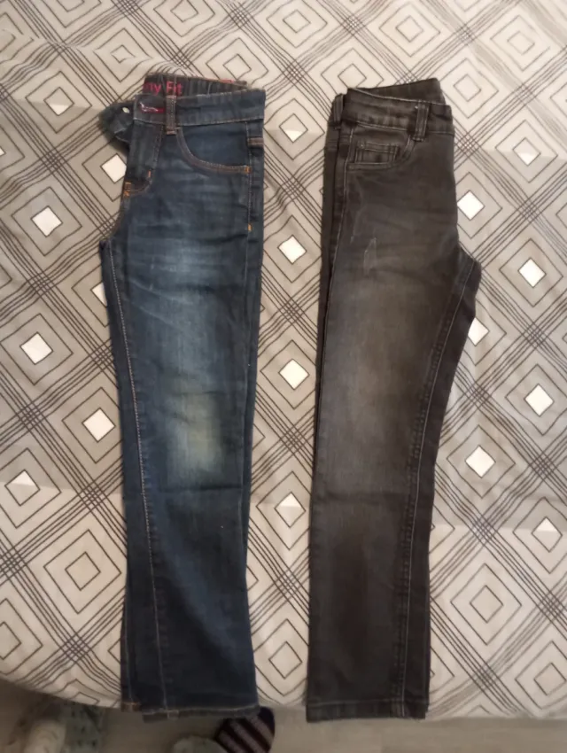 LOTE DE 24 PRENDAS DE ROPA NIÑO 122-128