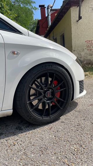 Llantas Butzi Oddin 18 Pulgadas