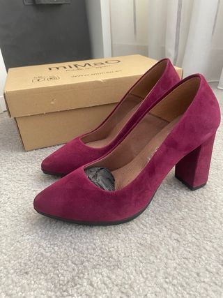 Zapatos miMao Piel Talla 35 Morado Sin Estrenar. 