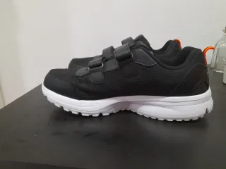 Zapatillas deportivas talla 42