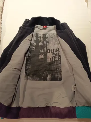 Chaqueta Quiksilver negra