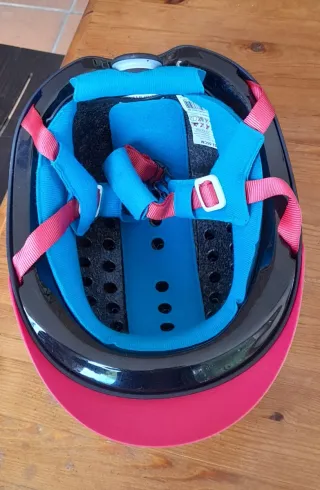 Casco y guantes equitación