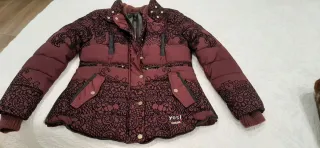 Chaqueta Desigual bordada