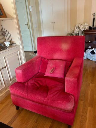 2 comode poltrone rosse