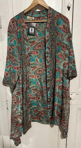 Kimono indio de seda con estampado Paisley