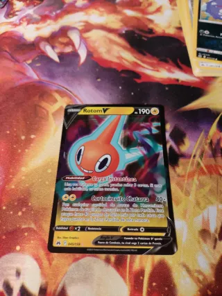 Rotom V 045 cenit supremo