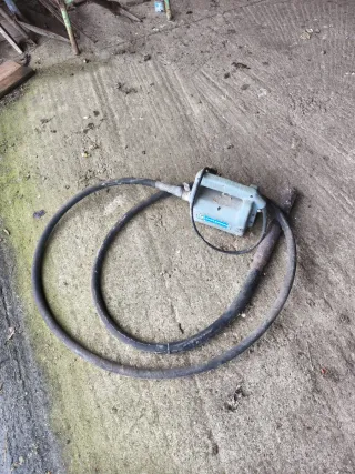 Vibrador de hormigón para construcción