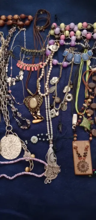 Lote Bisutería Vintage Multicolor y Plateada