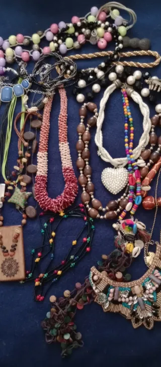 Lote Bisutería Vintage Multicolor y Plateada