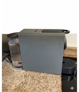 "Cafetera Nespresso Krups en excelente estado, com