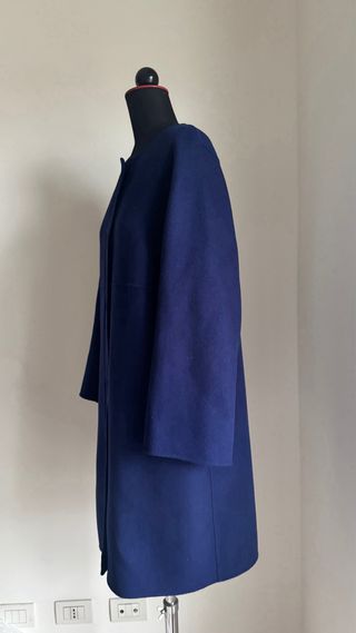 Cappotto Max Mara Blu in Lana Vergine