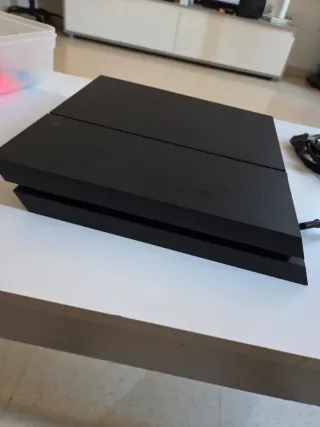 Consola Sony PS4 Negra